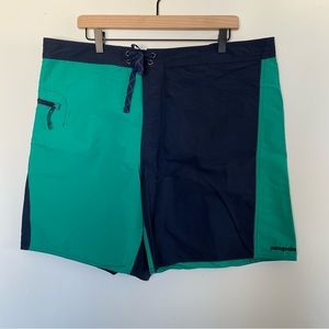 Patagonia Minimalist Wavefarer Board Shorts SZ 40